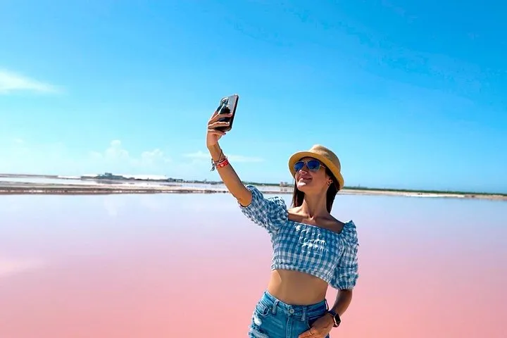 Las Coloradas Pink Lakes Day Tour from Cancun