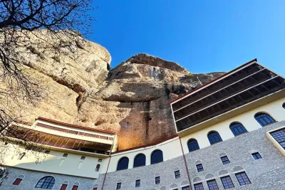 Athens: Kalavryta UNESCO Global Geopark & the Cave of Lakes