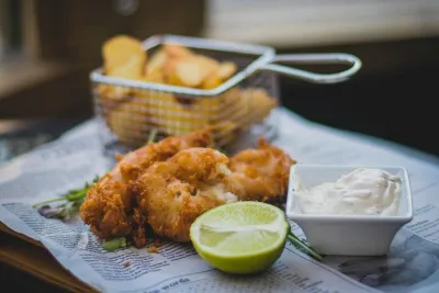 Discover London’s Flavors Borough Market Tour