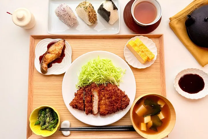 Japanese Home Meal Cooking Class :7 Dish Experience near Yanaka
