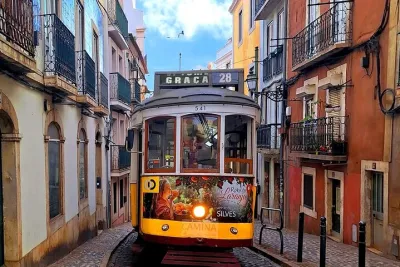 Lisbon Tour with Trams : Principe Real to Graça and Miradors