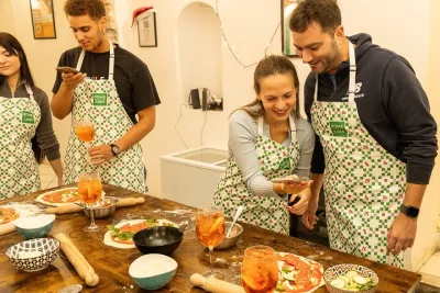 Rome Small Group Pizza Making Class with Spritz Cocktails