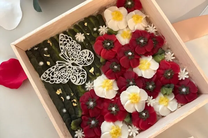 Flower Wagashi, Bamboo Grove And Flower Making Experience
