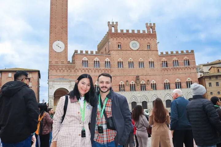 Private Tour in San Gimignano Siena and Chianti with Lunch