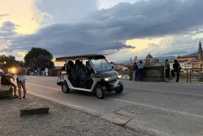 Florence : Scenic Tour of Piazzale Michelangelo with Tasting
