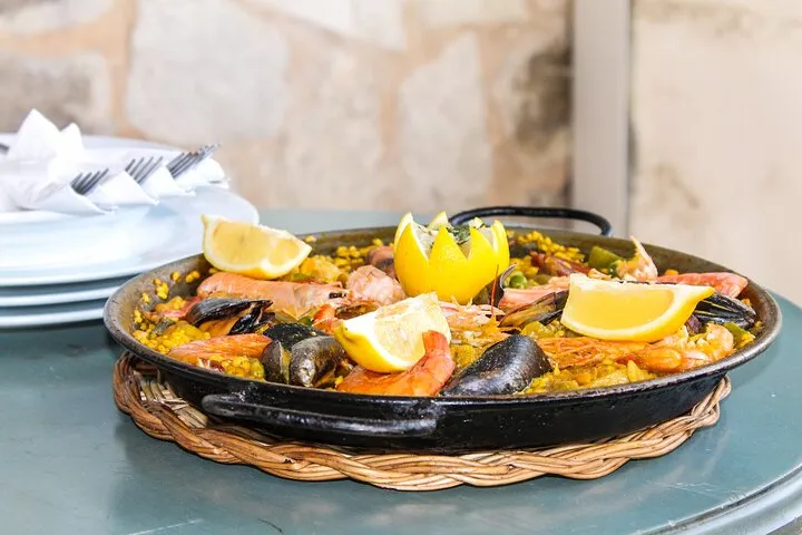 Barcelona Food Tour: Tapas, Paella, Sangria & 8+ Local Tastings