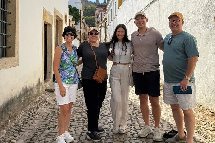Lisbon Walk Made Easy: 3 Neighborhoods, Zero Climb!