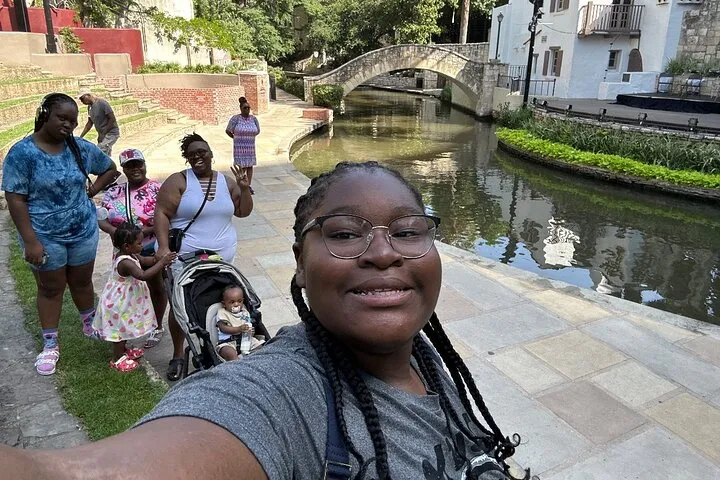 San Antonio Puzzling Adventure Scavenger Hunt Walking Activity