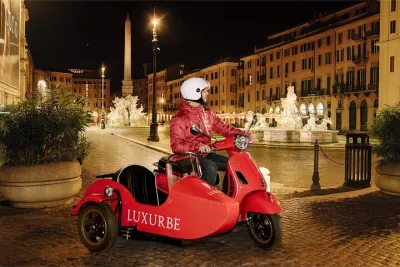 Vespa Sidecar Tour: Rome by Night