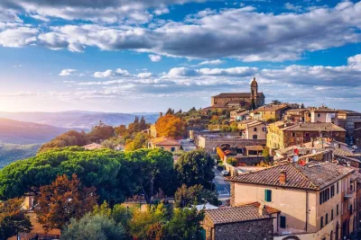 Tuscany Wines & Lunch: Montepulciano & Montalcino Experience
