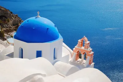 13 Day Private Tour: Athens, Delphi, Meteora, Santorini, Naxos