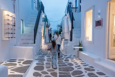 8-Day Greece Tour: Athens, Delphi, Mycenae, Mykonos, Santorini