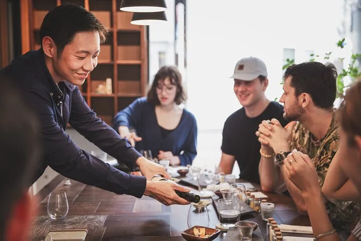 Sake Omakase in Tokyo: Guided Tasting by Certified Sommeliers