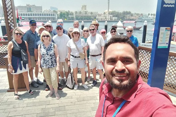 Hire a Private Licensed Guide in Dubai | Flexible 5–10 Hours