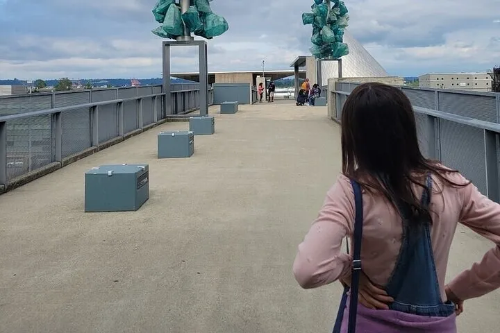 Tacoma Scavenger Hunt Walking Activity