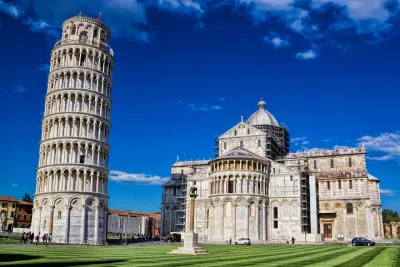 Florence: Pisa, Siena and Chianti with Lunch & Wine Tasting