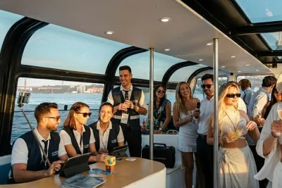 Lisbon Private Tour for Team Building on Premium Boat