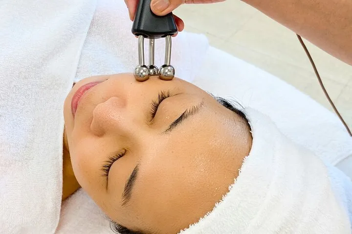 Tokyo Private Lift Facial – Muscle Sculpting (80 min) with Gift