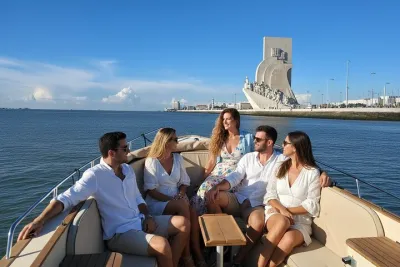 Lisbon Small Group Luxury Afternoon Boat Cruise with Open Bar