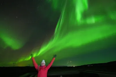Northern Lights Small Group Tour – Free Pro Photos & Rebooking