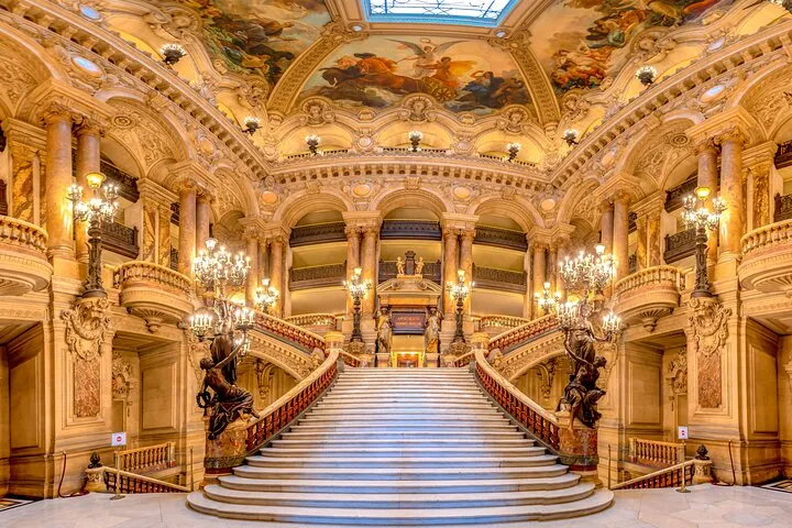 Opera Garnier guided tour told in French