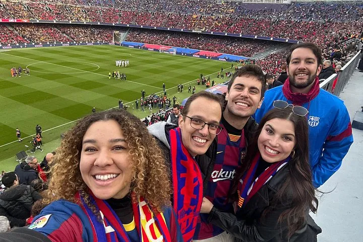 Barcelona: Attend a FC Barcelona game with a local fan