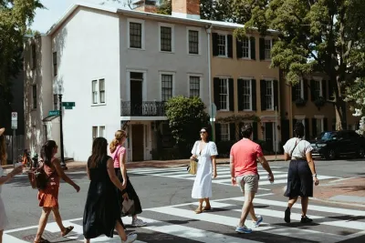 Georgetown Small-Group Historic Walking and Photo Tour, DC