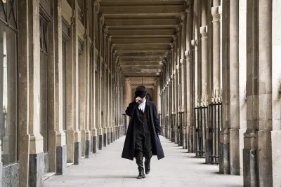 Palais Royal: French immersive survey tour