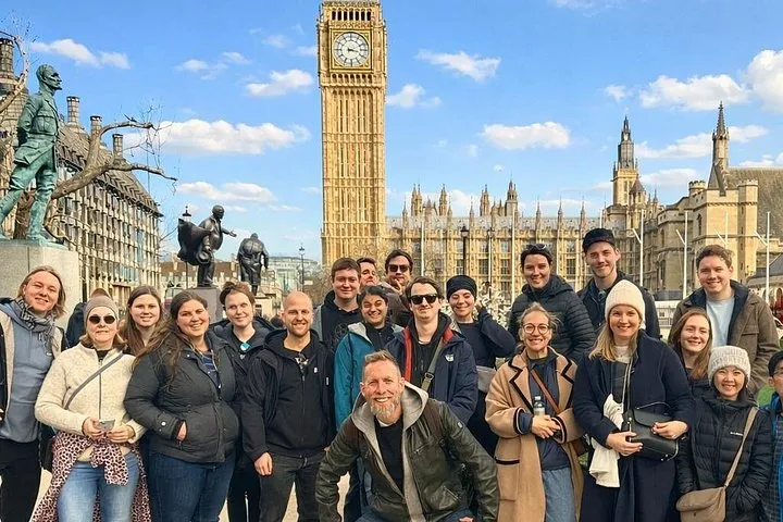 London Essential 2 hour introductory Walking Tour With a Londoner