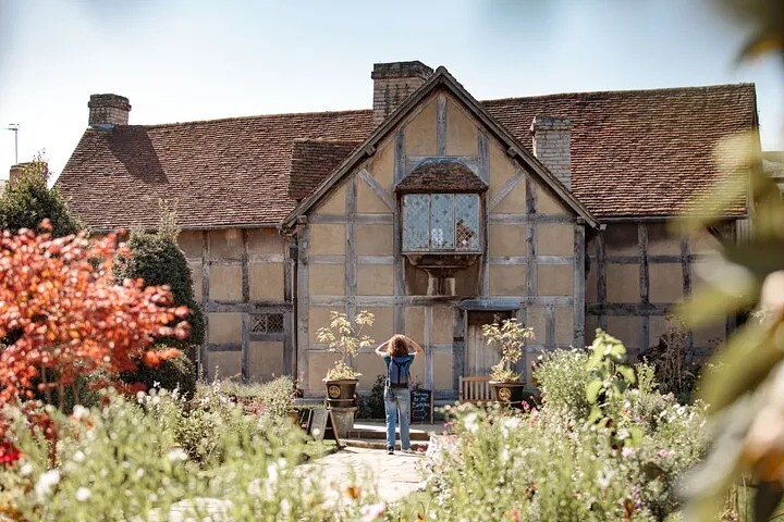From London: Shakespeare's Stratford-upon-Avon Day Trip by Coach