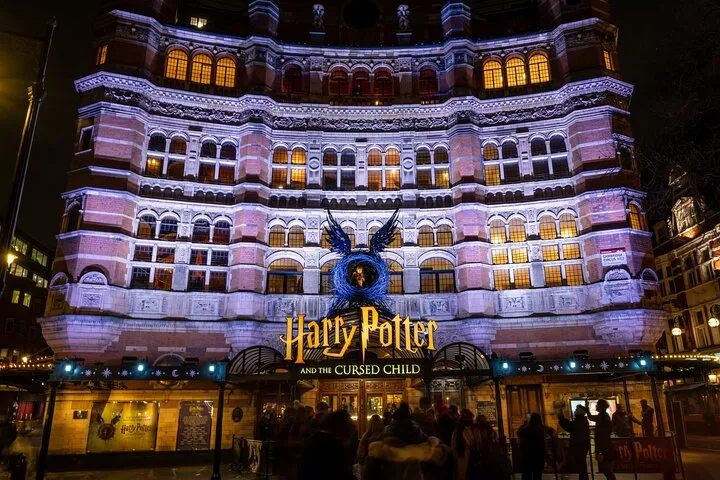 Harry Potter and Thames Cruise Tour