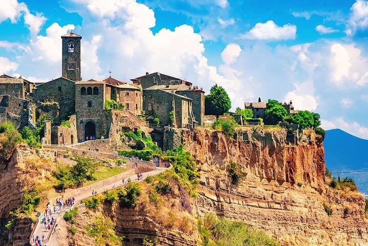 Viterbo Day Trip of Dying City Secret Village and Forest