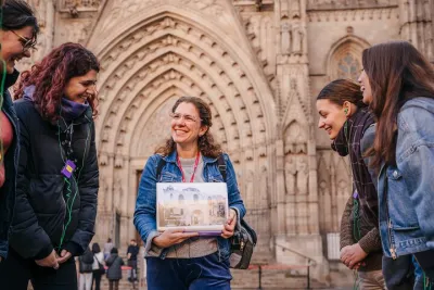 Barcelona Small Group Tour Gothic Quarter and Modernist Places