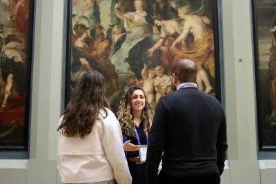 Louvre Private Tour – The Essentials and More with Expert Guide