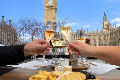 London Sightseeing Gusbourne Sparkling Wine Tasting & Cheese