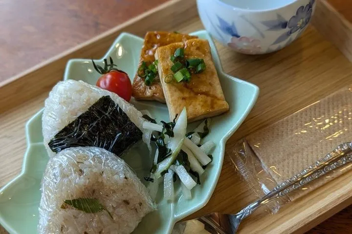 Onigiri Rice Ball Making Experience in Historic Tokyo