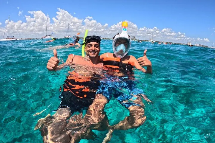 Isla Mujeres Tour in Catamaran