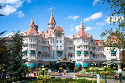Magical Private Round-Trip Transfer to Disneyland Paris
