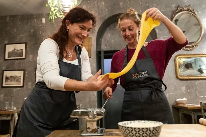 Rome Trastevere Pasta Making Class & Food Tour with Eating Europe