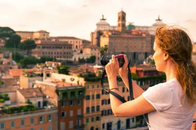 Rome Semi Private Golf Cart Tour with Colosseum Ticket