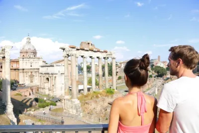 Rome Essential Golf Cart City Tour & Colosseum with Audioguide