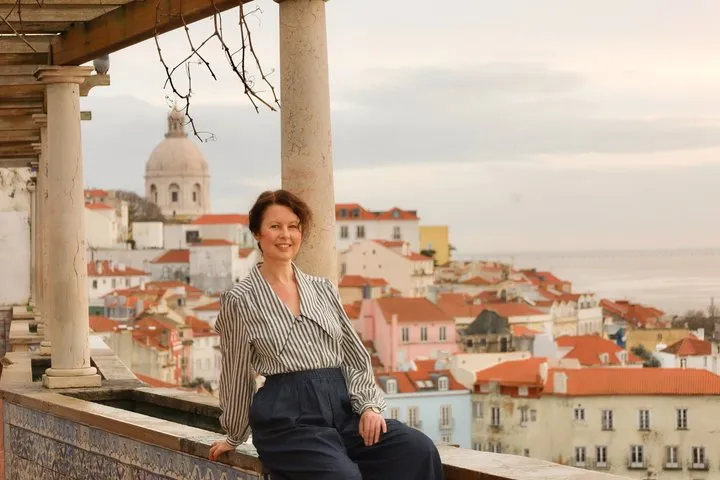Lisbon Private Photoshoot at Iconic Spots and Edited Photos