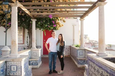 Private Photo Session with a Local Photographer in Lisbon