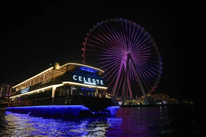 Luxury Dubai Marina Dhow Cruise – International Buffet & Tanoura