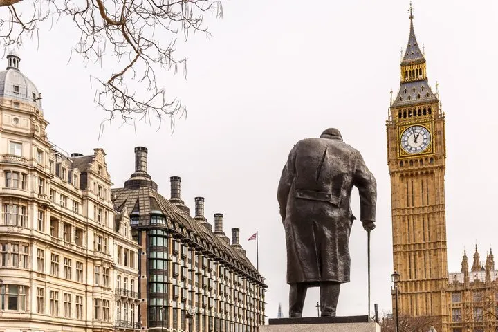 Churchill Day: Churchill War Rooms & Blenheim Palace Day Tour