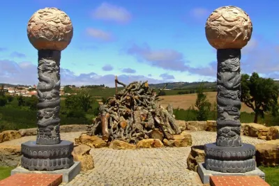 Buddha Eden, Peniche & Medieval Óbidos Private Tour from Lisbon
