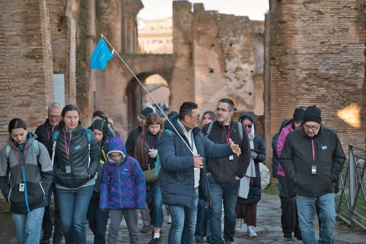 Roman Forum & Palatine Hill Guided Tour with Colosseum Optional