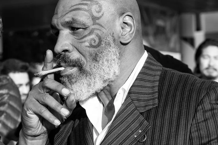 Amsterdam Tyson2.0 Smoking Canna Cruise with drinks option
