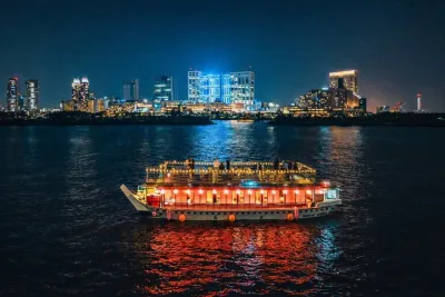 Tokyo Bay Yakatabune Dinner Cruise: Sukiyaki,Show & Odaiba Route