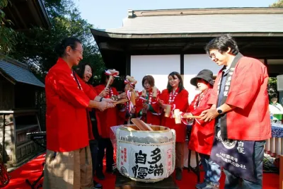 Private Tokyo Culinary Tour: Tsukiji, Brewery & Sake Tasting